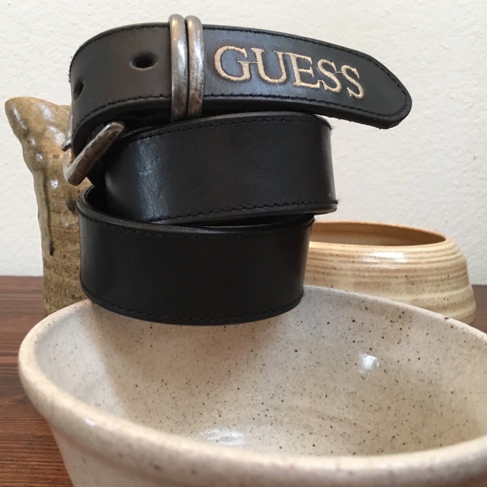GUESS Vintage Leather Belt